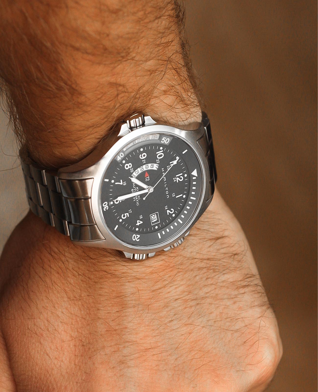 Hamilton Hamilton Khaki Navy GMT Auto H77615133 , наручные мужские часы фото под углом