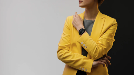 Rado Rado True Square Thinline x Les Couleurs Le Corbusier R27062152, true square швейцария мужские часы на браслете высокотехнологичная керамика + титан боковой вид