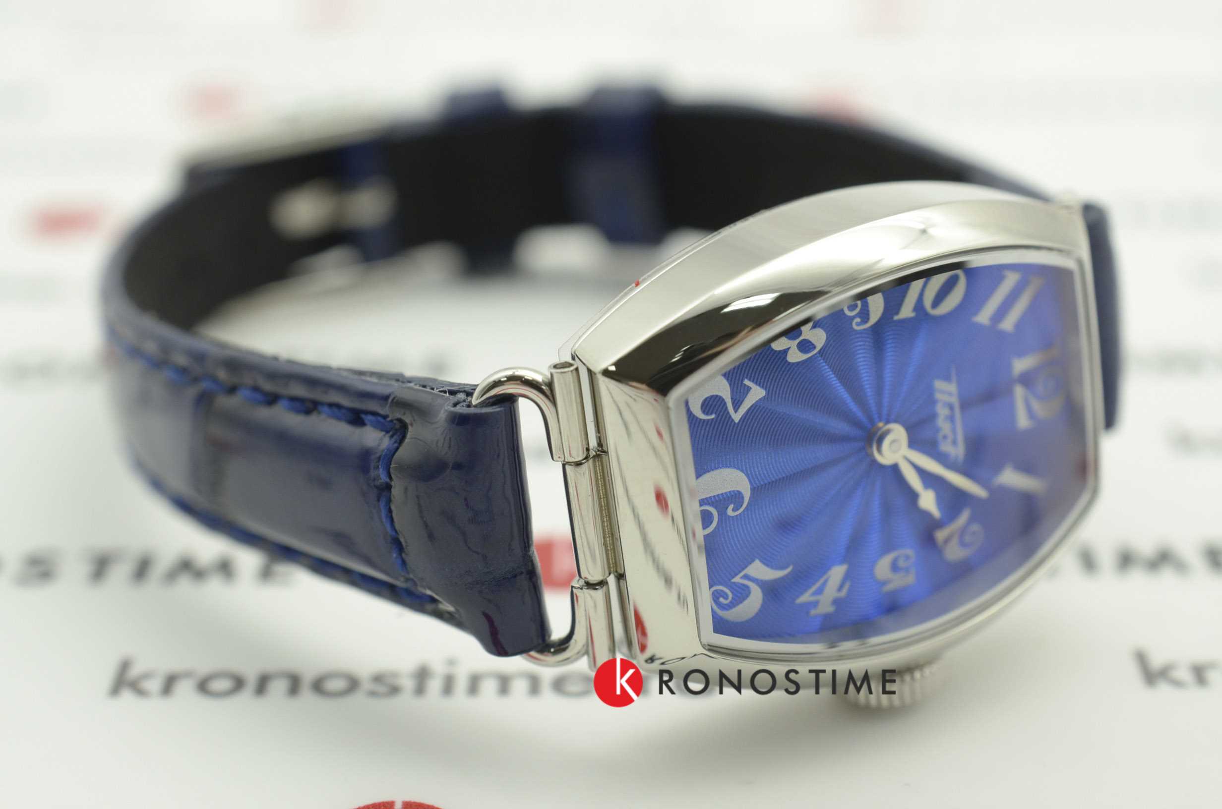 Tissot Tissot Heritage Porto T128.109.16.042.00  — детали корпуса и кожаный