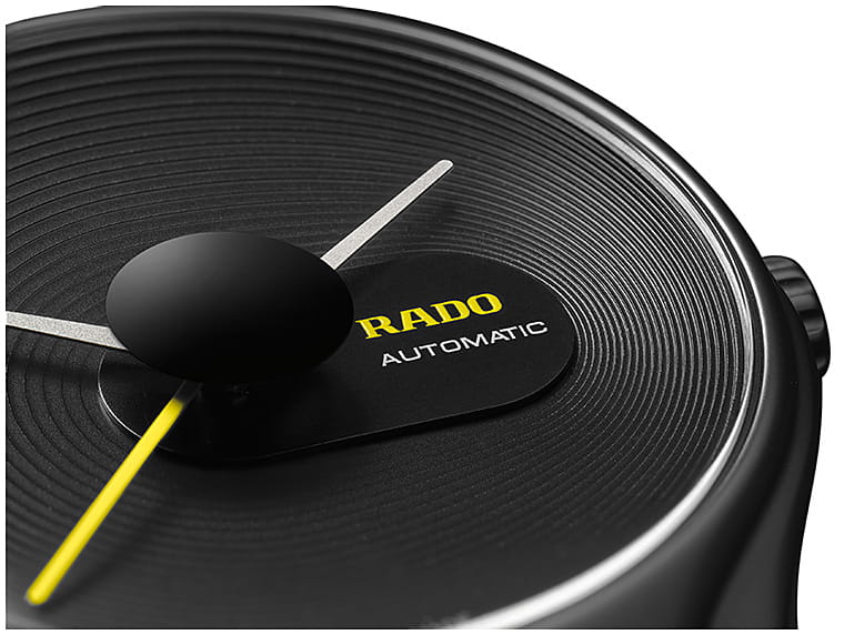 Rado Rado True Stratum R27071182, true швейцария мужские часы на браслете высокотехнологичная керамика боковой вид