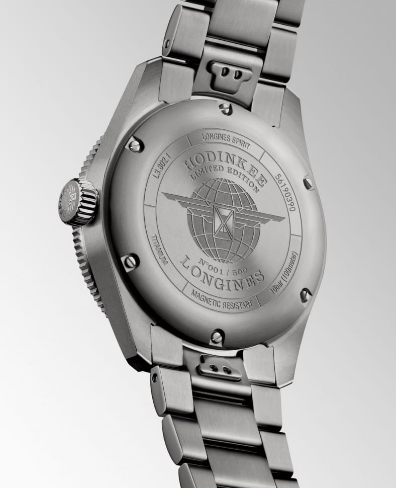 Longines Longines Spirit L3.802.1.59.6 , наручные мужские часы фото под углом