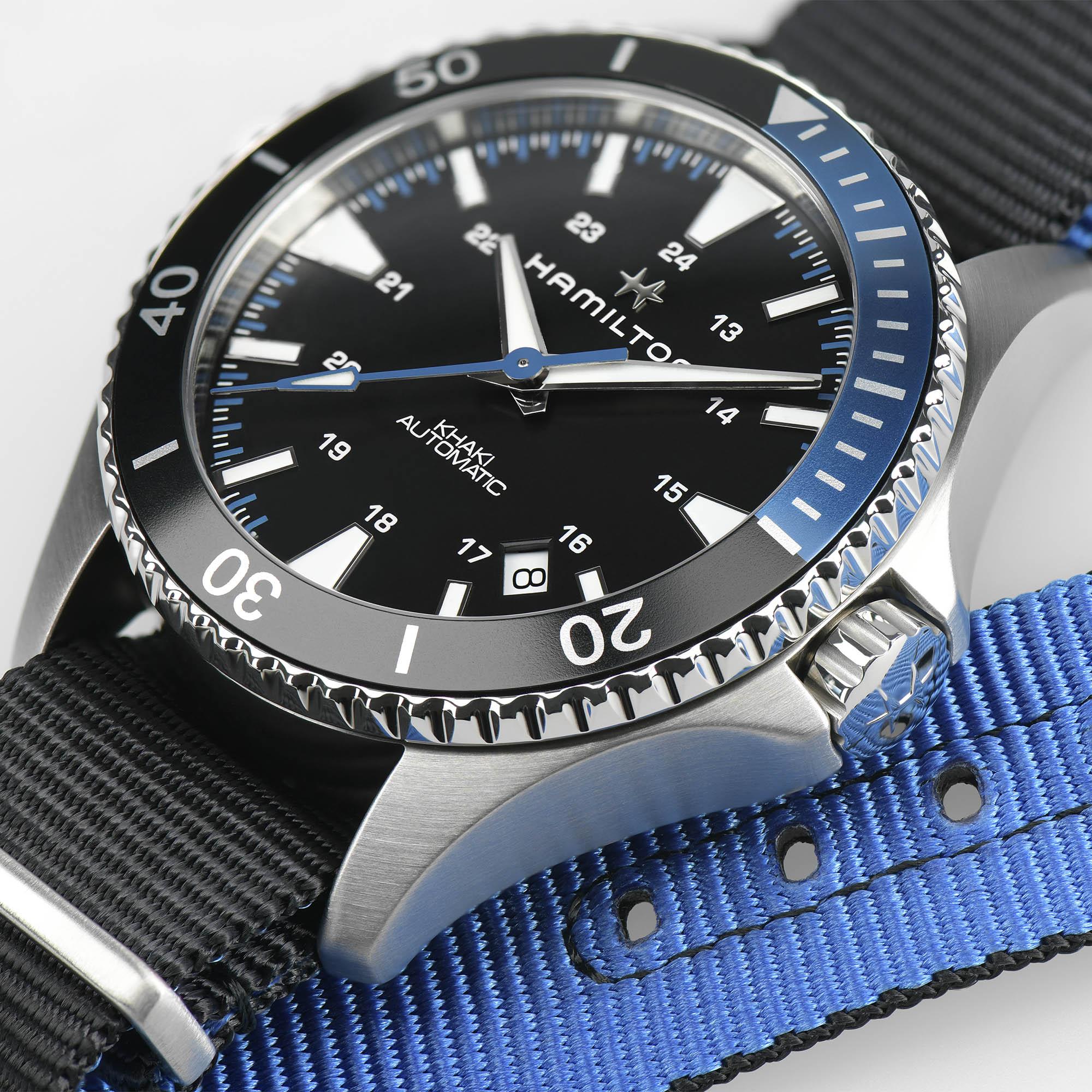 Оригинальные часы Hamilton Hamilton Khaki Navy Scuba Auto H82315931 механические калибр механизма h-10 общий вид