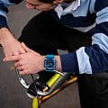 Casio Casio G-Shock GA-900SKL-2A GA наручные мужские часы фото под углом.