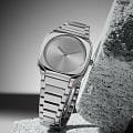 D1 Milano D1 Milano Square Disco Grey SQBL01  итальянские женские часы на браслете нержавеющая сталь боковой вид