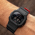 Часы Casio G-Shock DW-5600UHR-1DR (DW-5600UHR-1) фото 2
