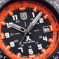 Luminox XB.3739 наручные мужские часы застежка крупным планом