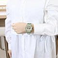 Casio Casio G-Shock GMA-S120GS-3ADR (GMA-S120GS-3A) электронные женские часы часы, крупный план зеленый циферблат