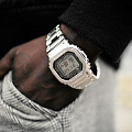 Часы Casio G-Shock GMW-B5000D-1ER фото 2