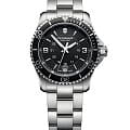 Victorinox Victorinox Maverick Small 241701  241701 кварцевые женские часы  черный циферблат, браслет нержавеющая сталь — вид спереди