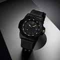 Luminox Luminox Navy SEAL 3500 XS.3508.GOLD  — детали корпуса и резина