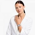 Swarovski 5519462 наручные женские часы застежка крупным планом