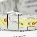 Guess GW0723L1 наручные женские часы застежка крупным планом