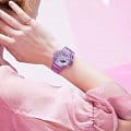 Casio GMA-S2100SK-4A наручные женские часы застежка крупным планом