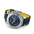 Часы Breitling Avenger Chronograph GMT 45 A24315101C1X2 фото 3