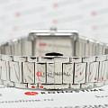 Maurice Lacroix Maurice Lacroix Fiaba Square FA1205-SS002-110-1 кварцевые женские часы часы, крупный план белый циферблат