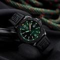 Luminox Luminox Pacific Diver XS.3137.B кварцевые мужские часы часы, крупный план зеленый циферблат